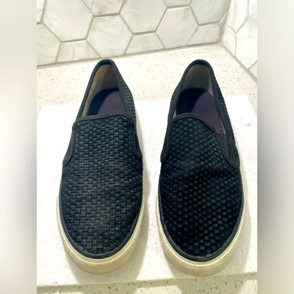 Sperry Woman’s ‘Seaside’ Woven Embossed Suede Slip On Loafer Size 8 Black